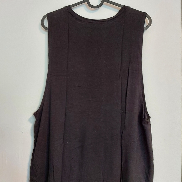 🌱 Forever 21 Batman Muscle Tee - Picture 3 of 3